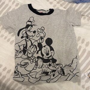 Disney Gray Short-Sleeve Tee with Black Mickey & Friends Art
